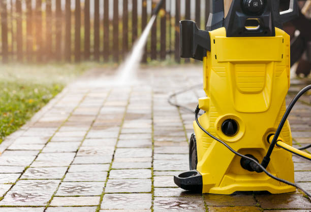 Best Pool Deck Cleaning in Pinewood Estates, TX